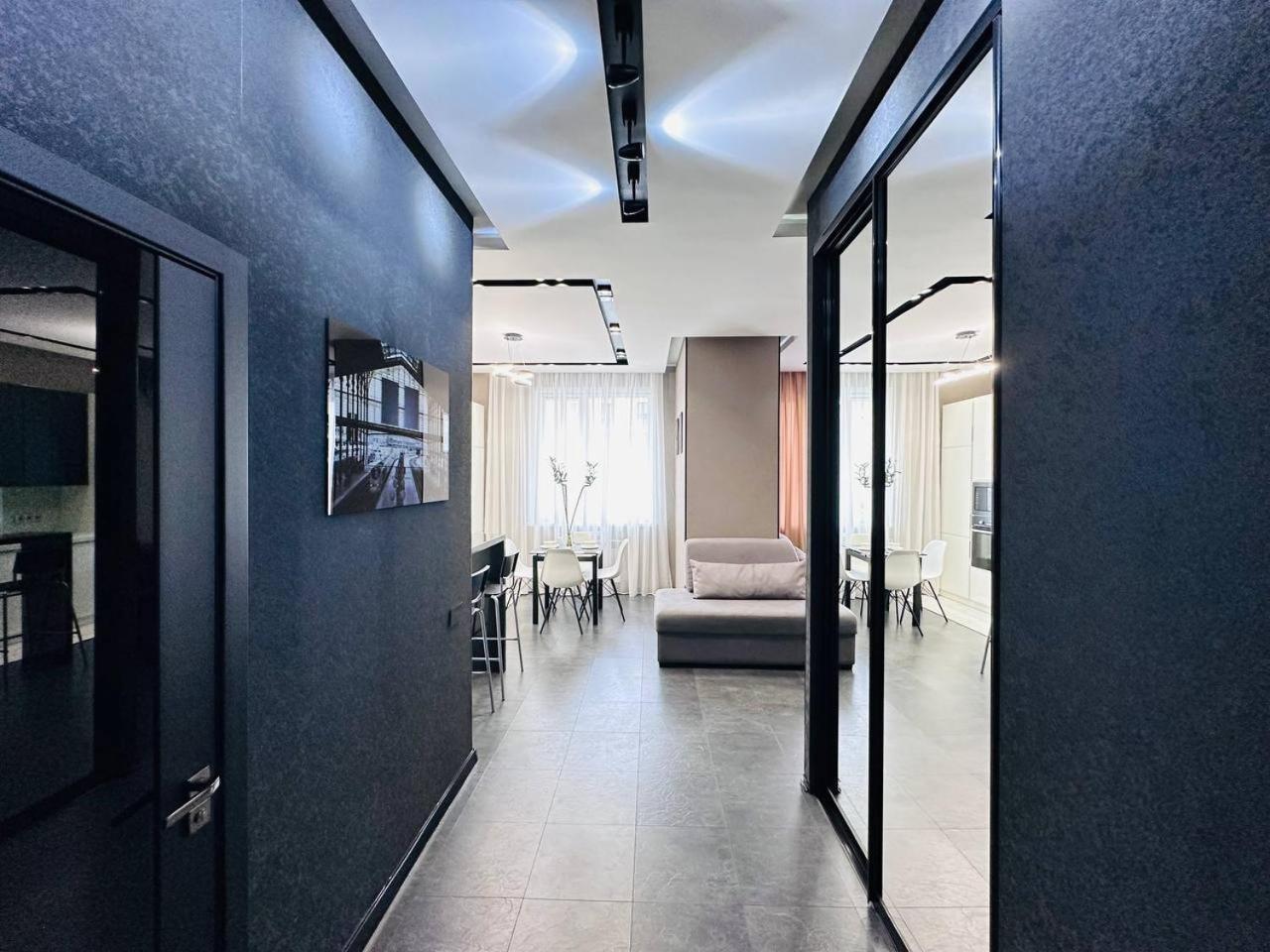 кабанбай батыра 58б Apartment *