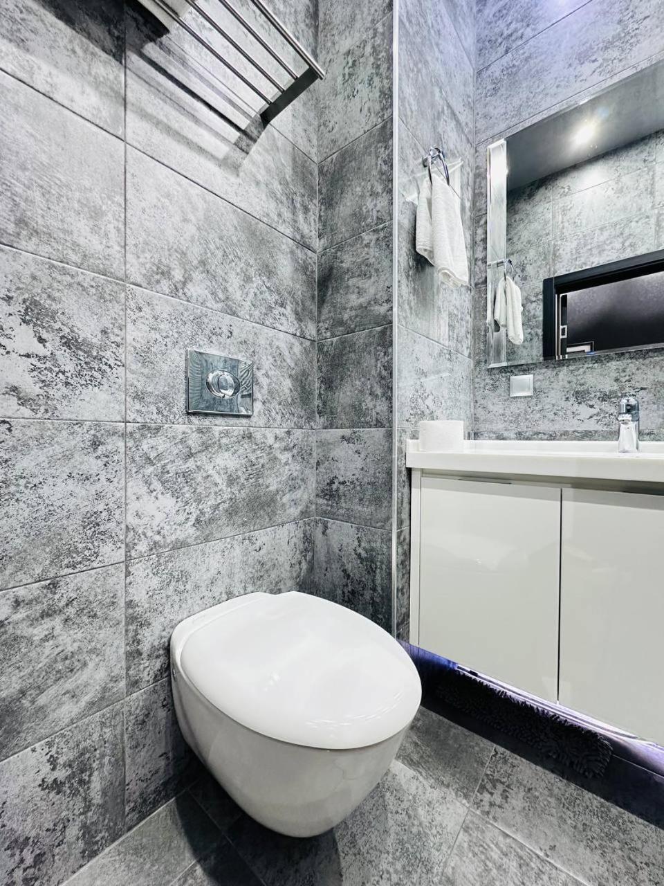 Apartment кабанбай батыра 58б *