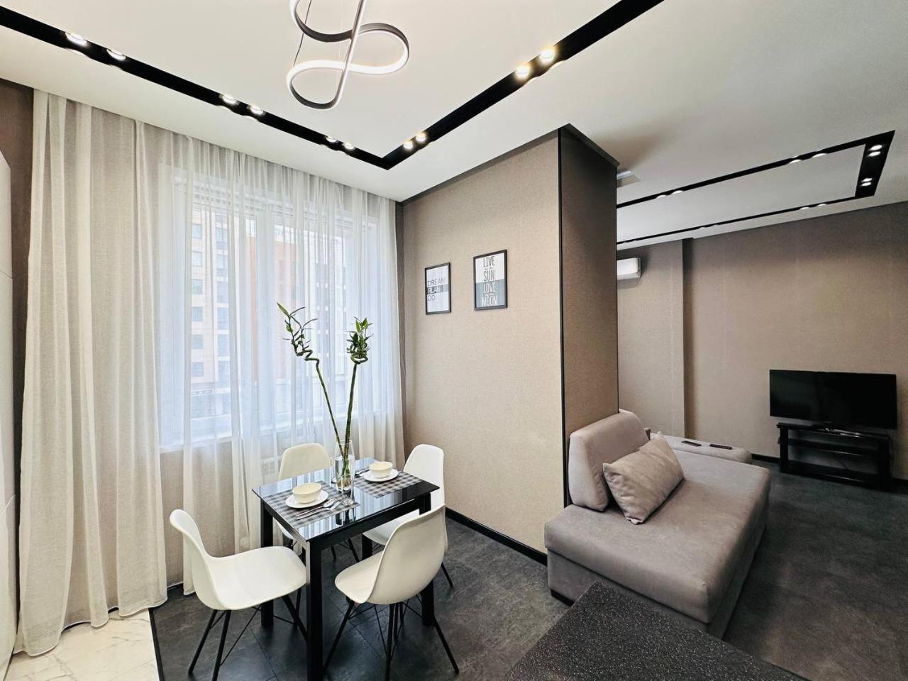Apartment кабанбай батыра 58б Nur-Sultan (Astana)